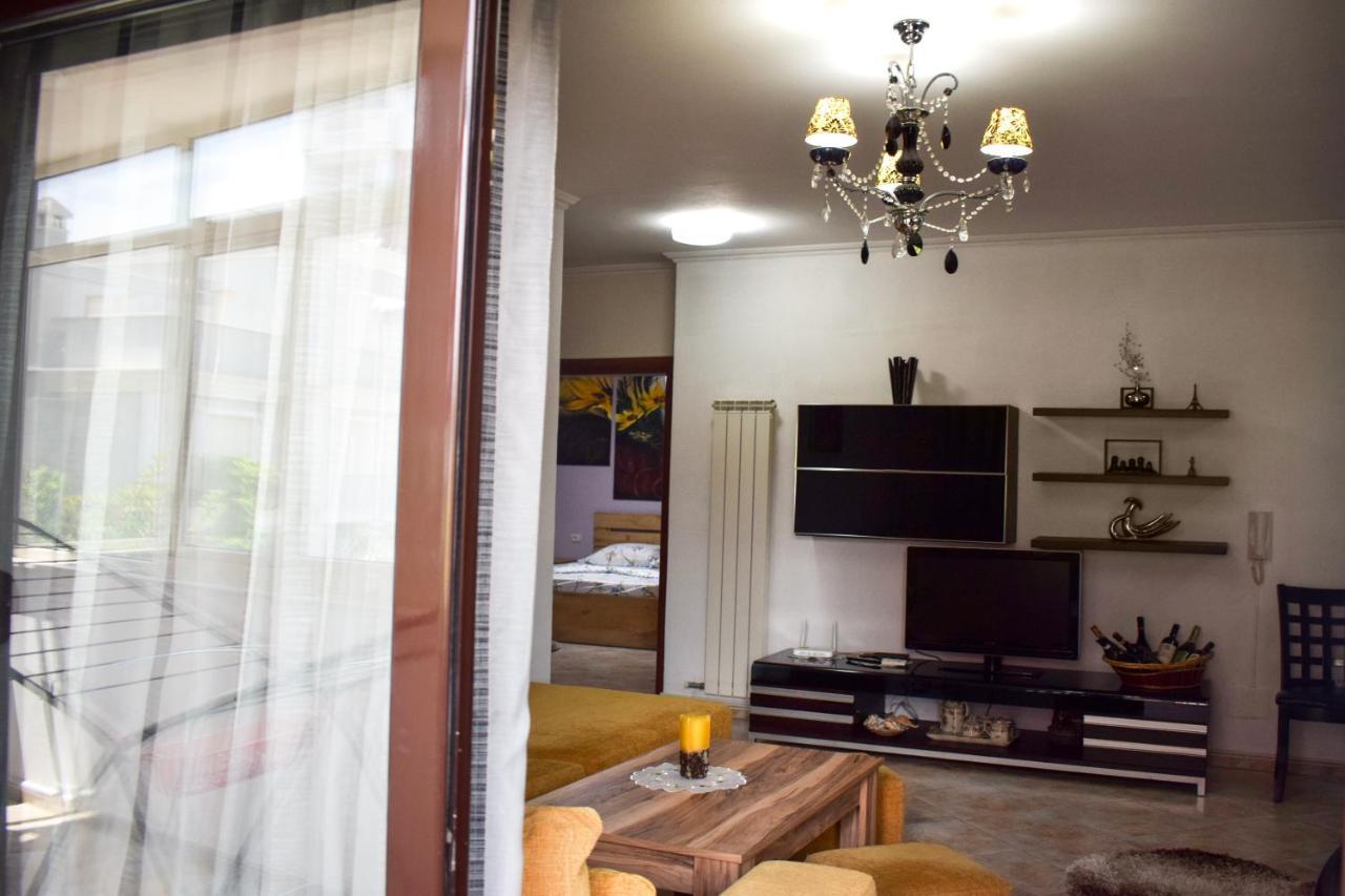New Apartment Zoe Shkoder Bagian luar foto