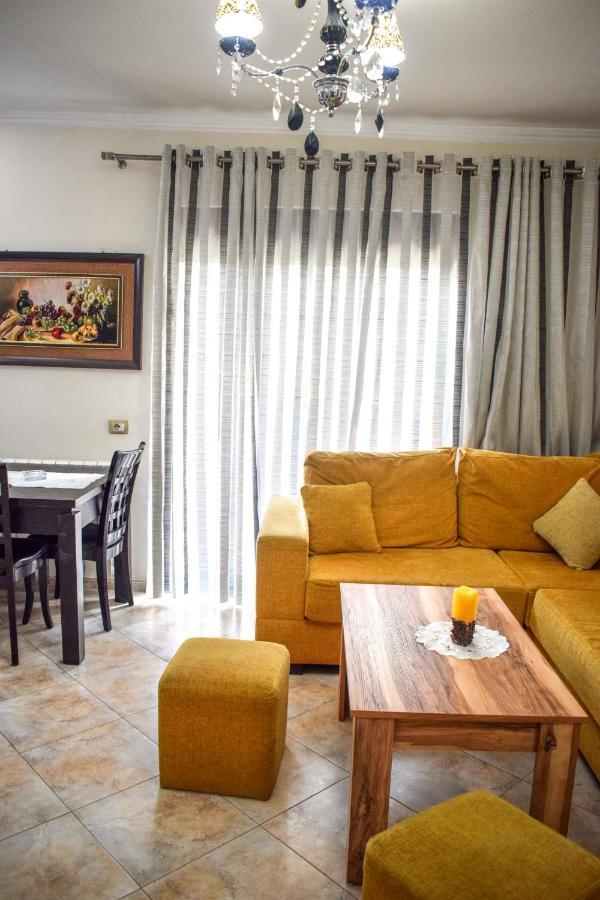 New Apartment Zoe Shkoder Bagian luar foto
