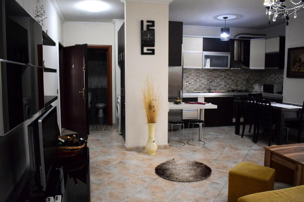 New Apartment Zoe Shkoder Bagian luar foto