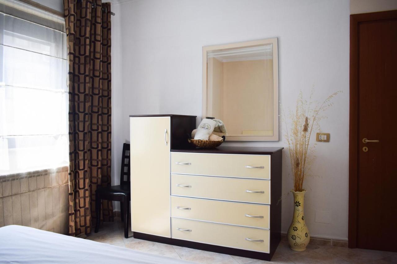 New Apartment Zoe Shkoder Bagian luar foto