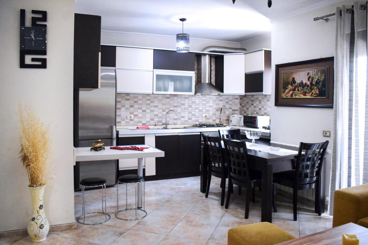 New Apartment Zoe Shkoder Bagian luar foto