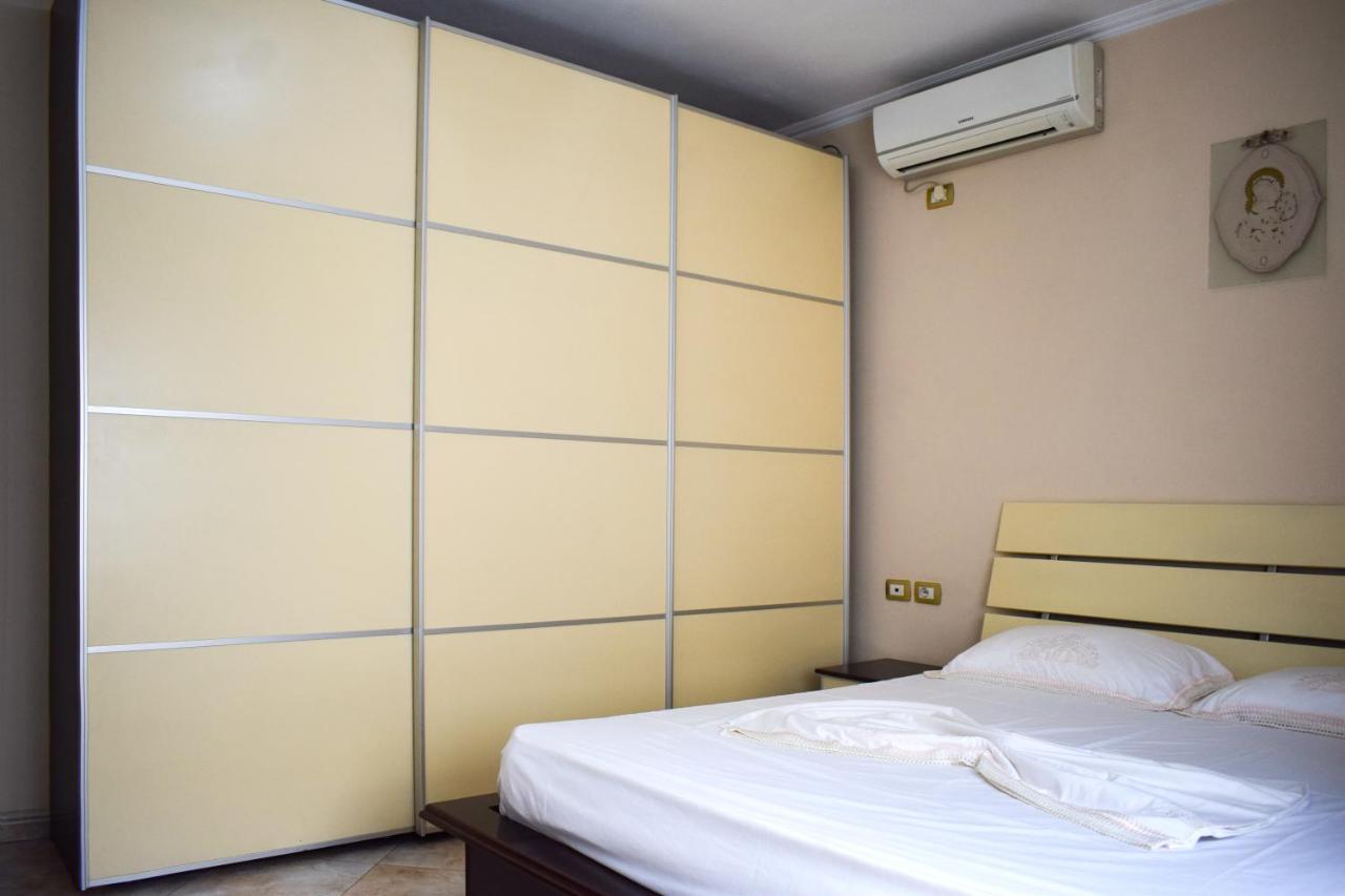 New Apartment Zoe Shkoder Bagian luar foto